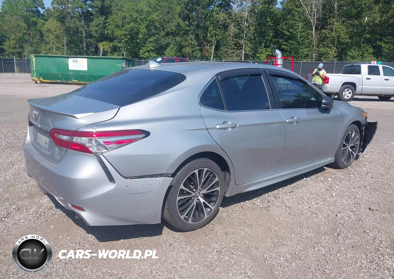 2019 Toyota Camry Se VIN:4T1B11HK8KU214694 - 4