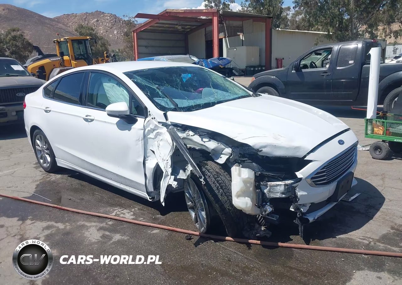 2017 Ford Fusion Se VIN:3FA6P0H79HR302721 - 1
