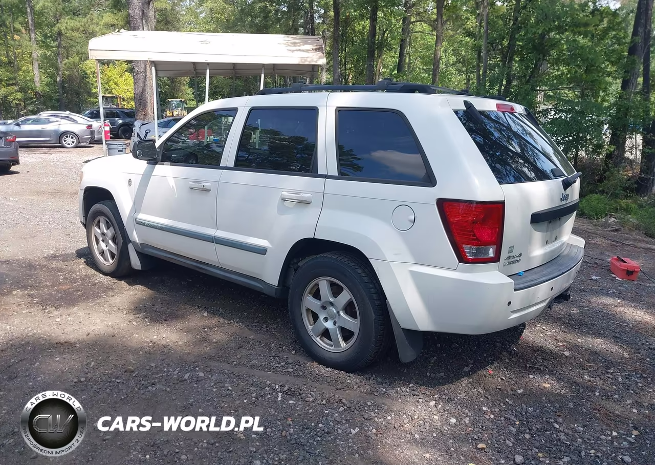 2009 Jeep Grand Cherokee Laredo VIN:1J8HR48P89C545675 - 3