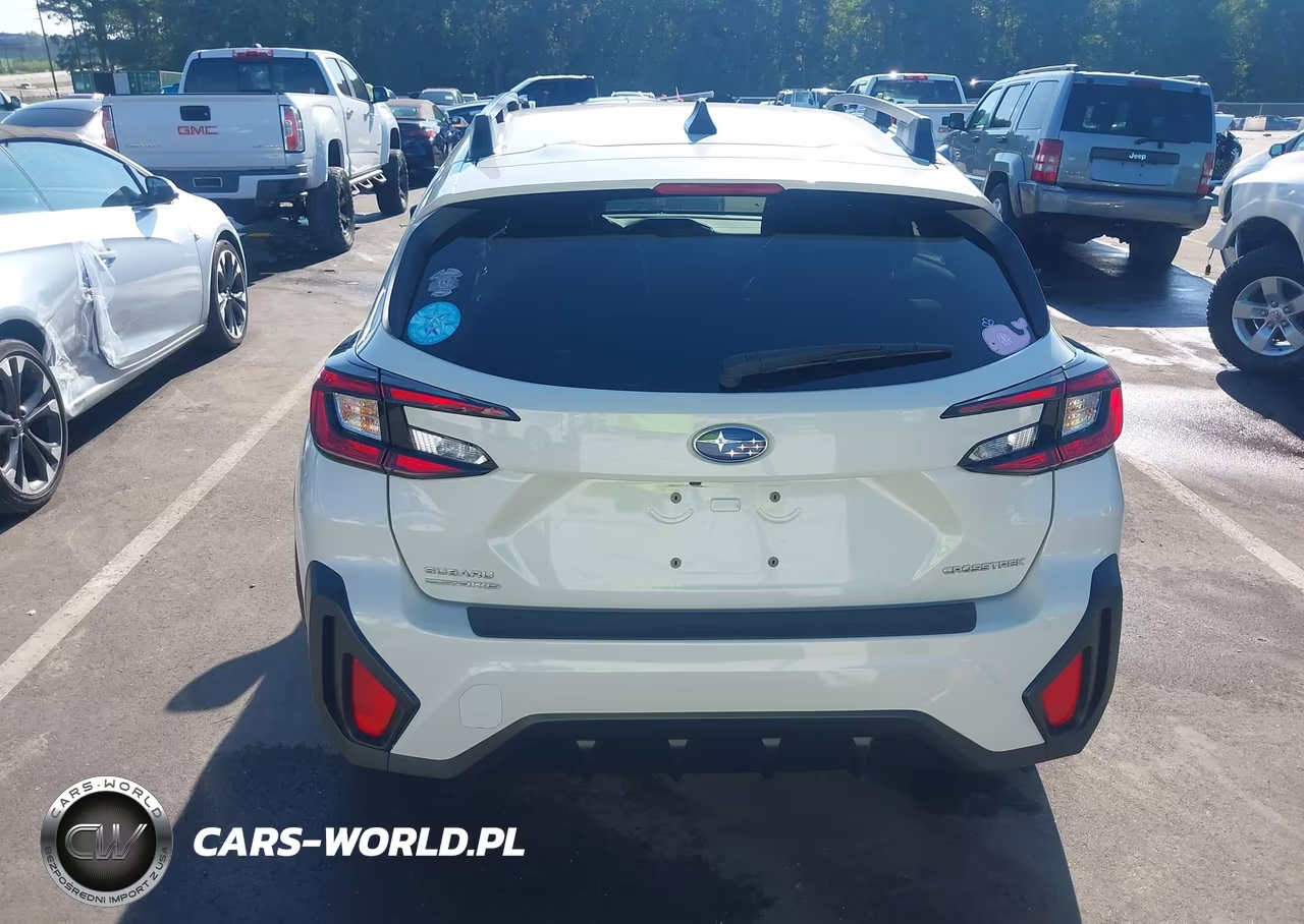 2024 Subaru Crosstrek Premium VIN:JF2GUADC2R8872404 - 16