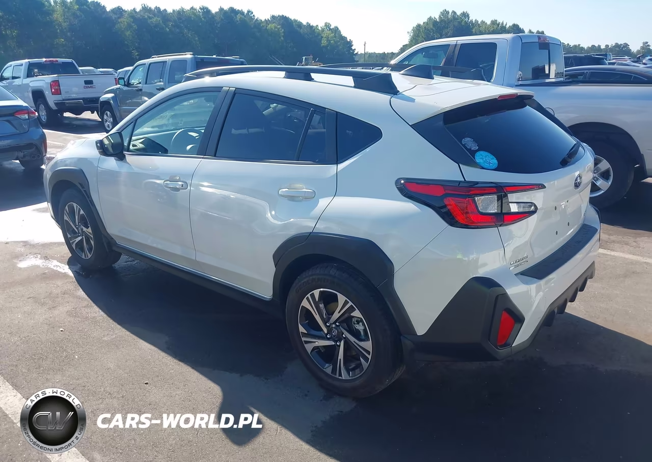 2024 Subaru Crosstrek Premium VIN:JF2GUADC2R8872404 - 3
