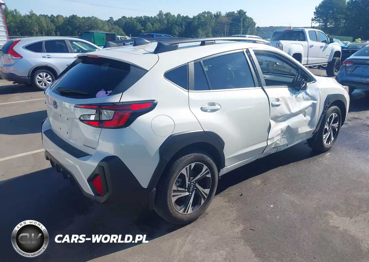 2024 Subaru Crosstrek Premium VIN:JF2GUADC2R8872404 - 4