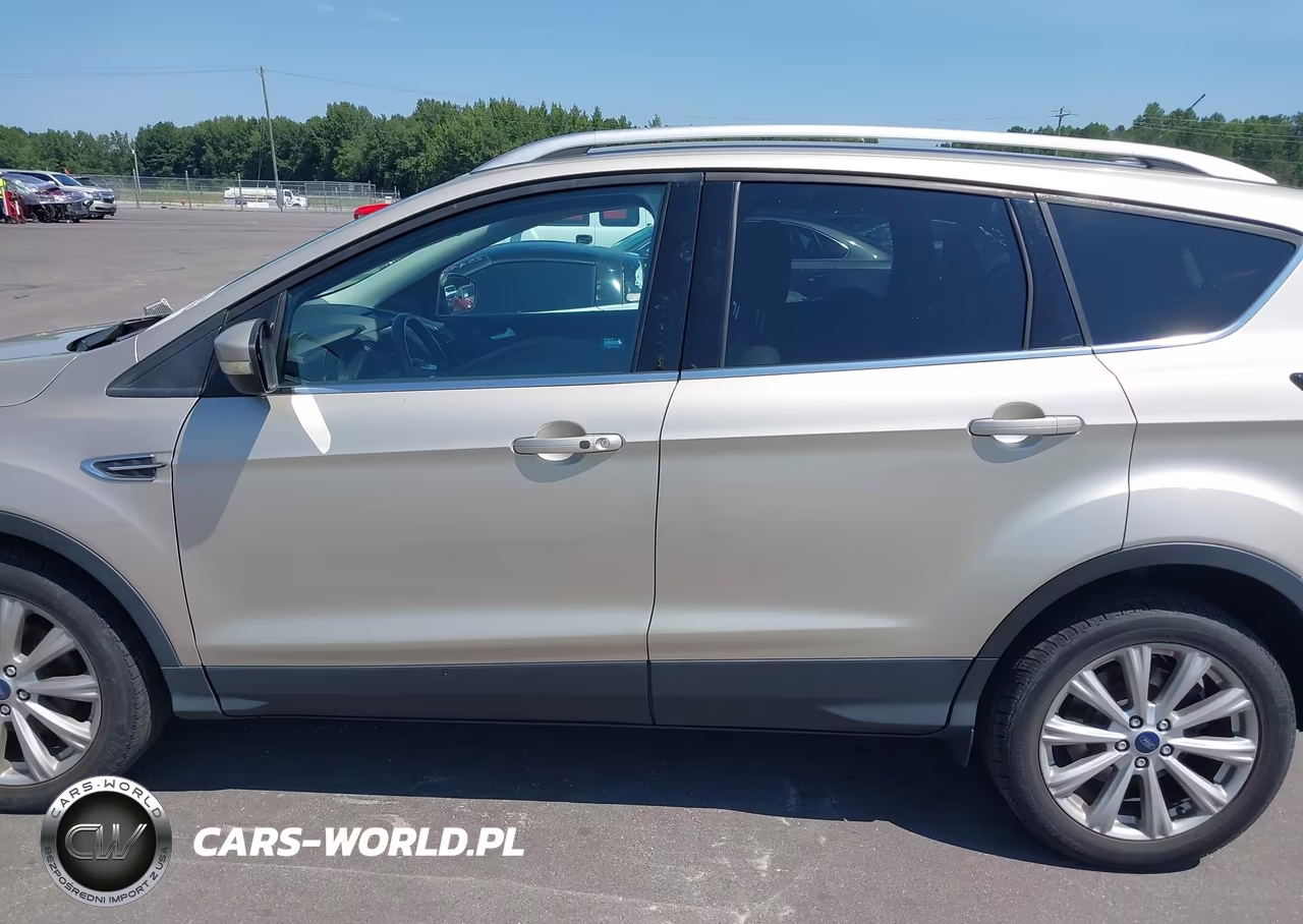 2017 Ford Escape Titanium VIN:1FMCU0JD5HUB73256 - 14