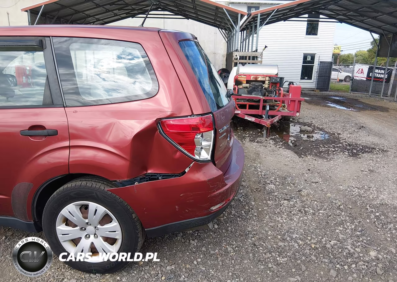2010 Subaru Forester 2.5X VIN:JF2SH6AC3AG716298 - 17