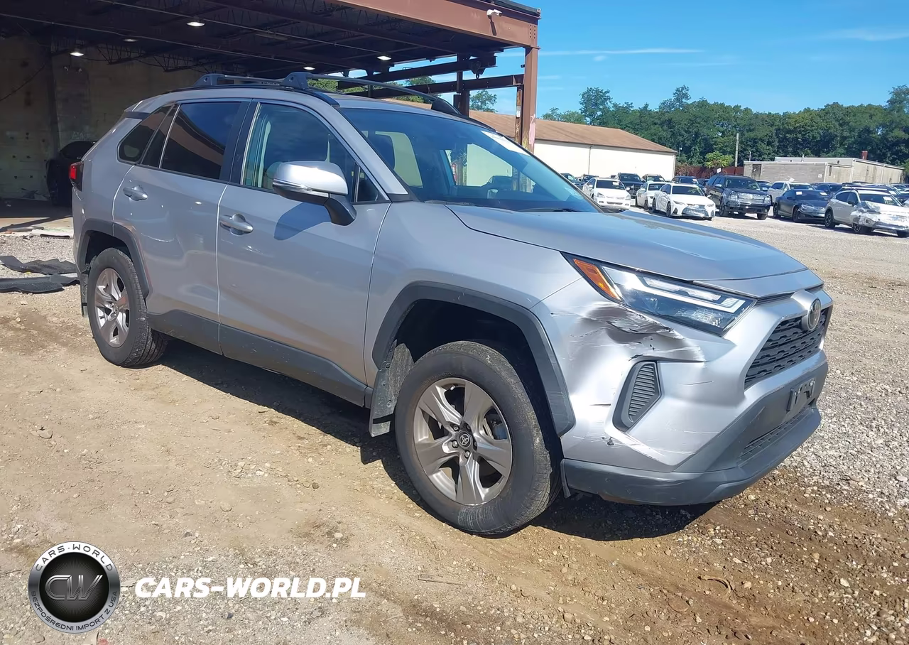 2024 Toyota Rav4 Xle VIN:2T3P1RFV1RC442881 - 1