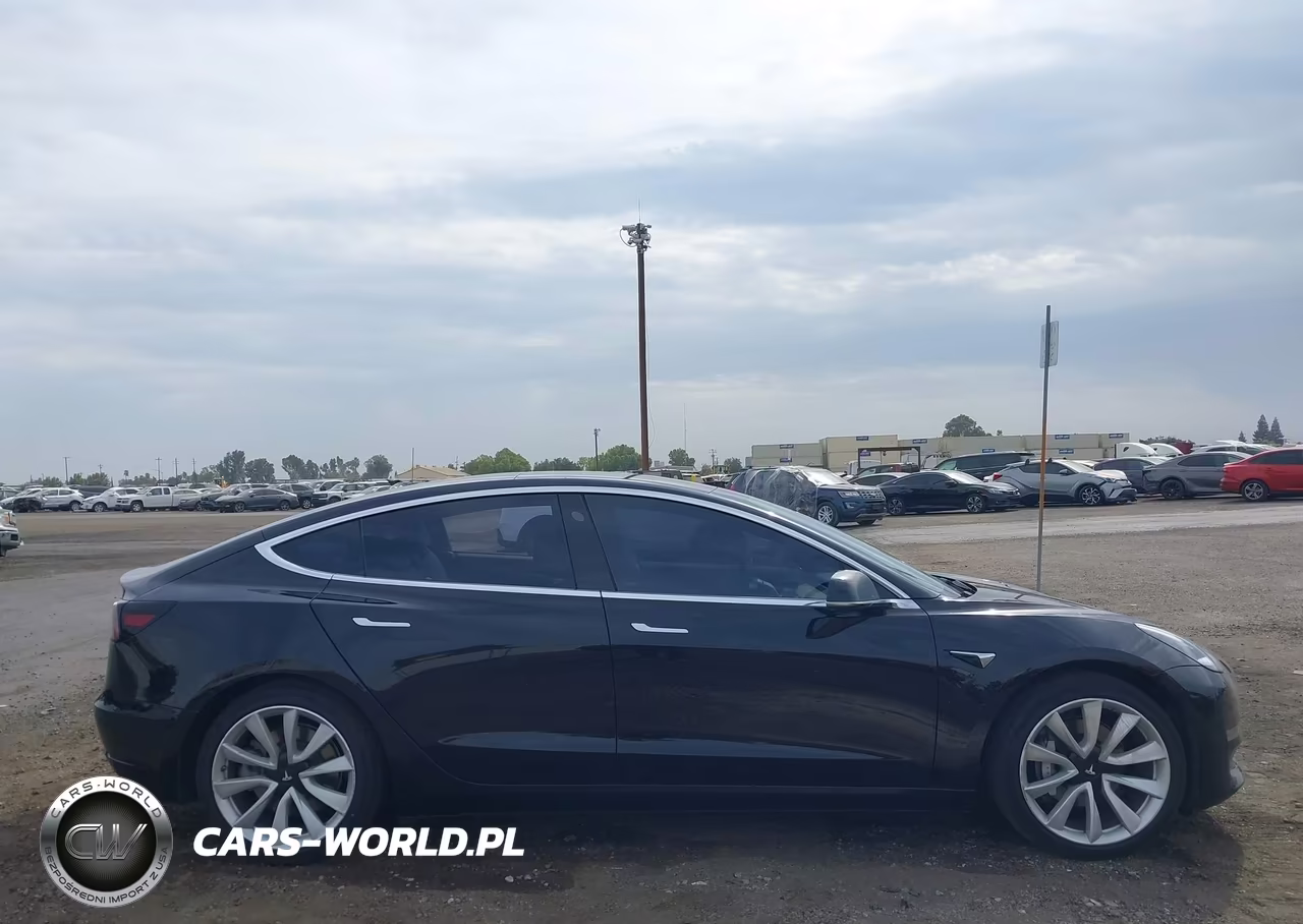 2018 Tesla Model 3 Long Range-Mid Range VIN:5YJ3E1EA1JF071068 - 12