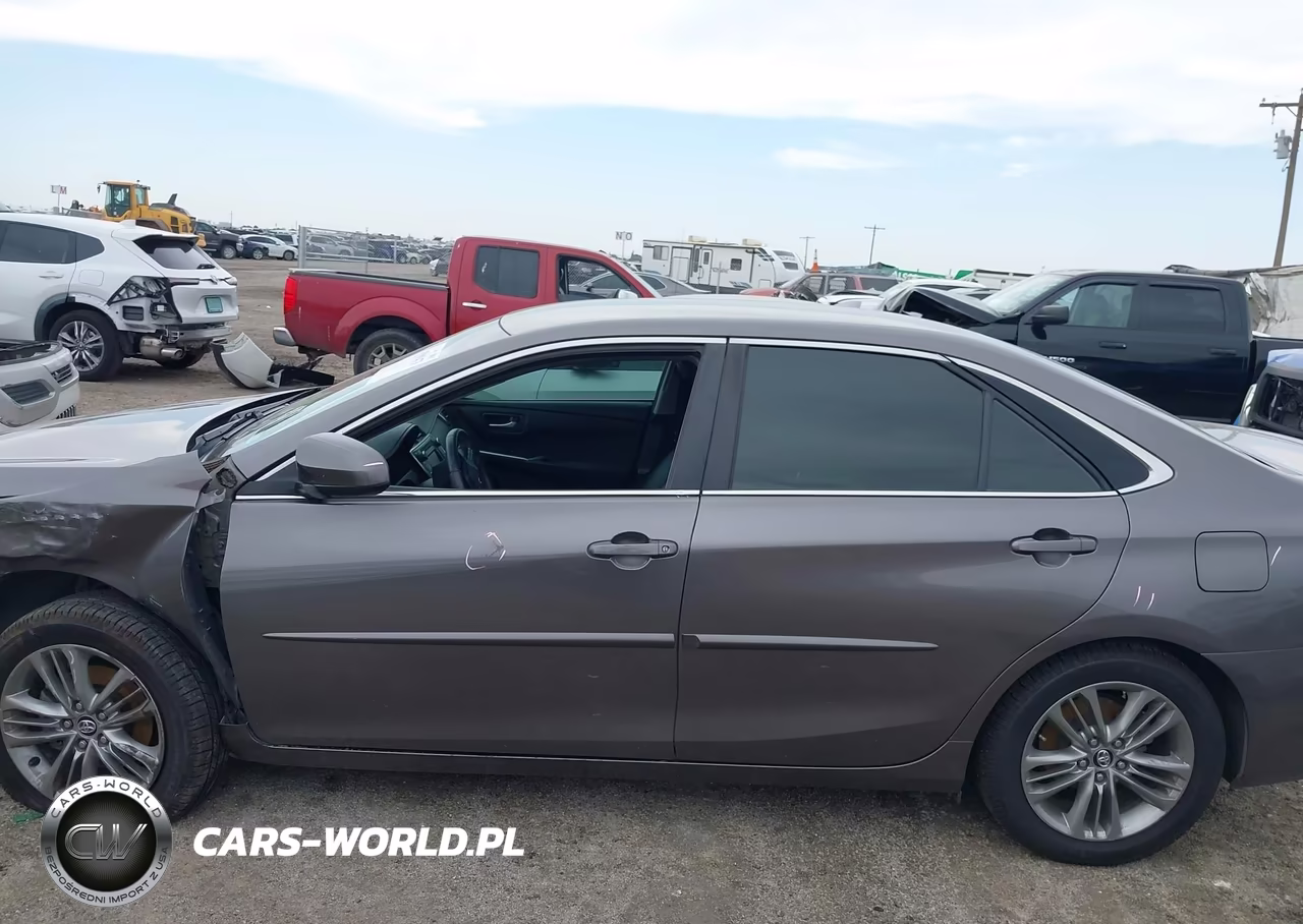 2017 Toyota Camry Se VIN:4T1BF1FK0HU726866 - 15