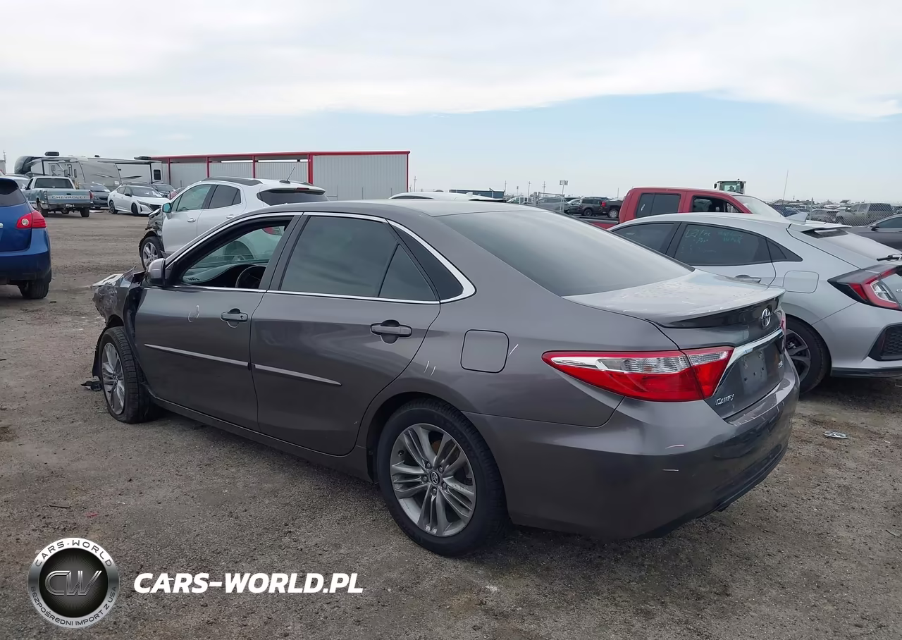 2017 Toyota Camry Se VIN:4T1BF1FK0HU726866 - 3