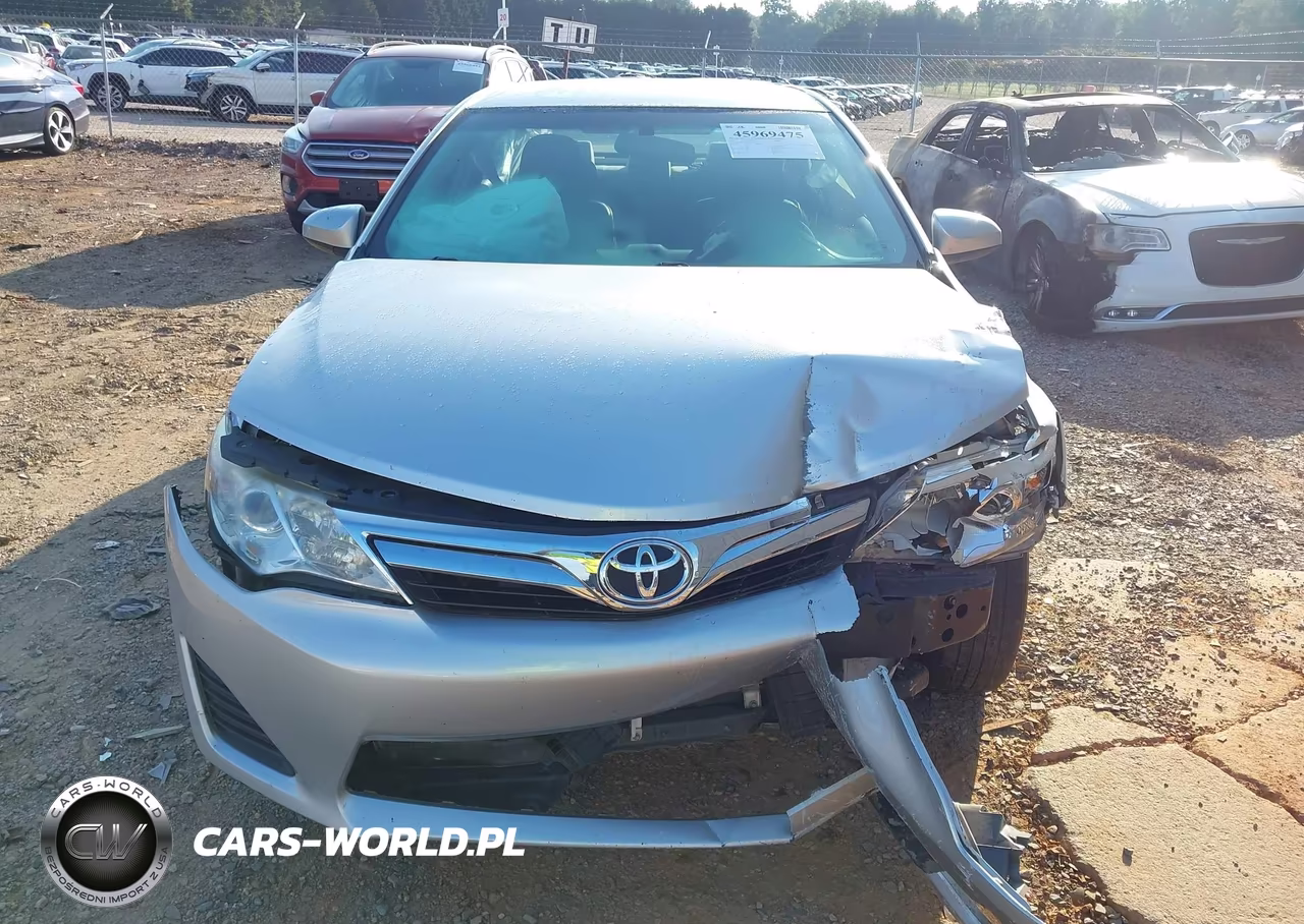 2014 Toyota Camry Le VIN:4T1BF1FKXEU449784 - 12