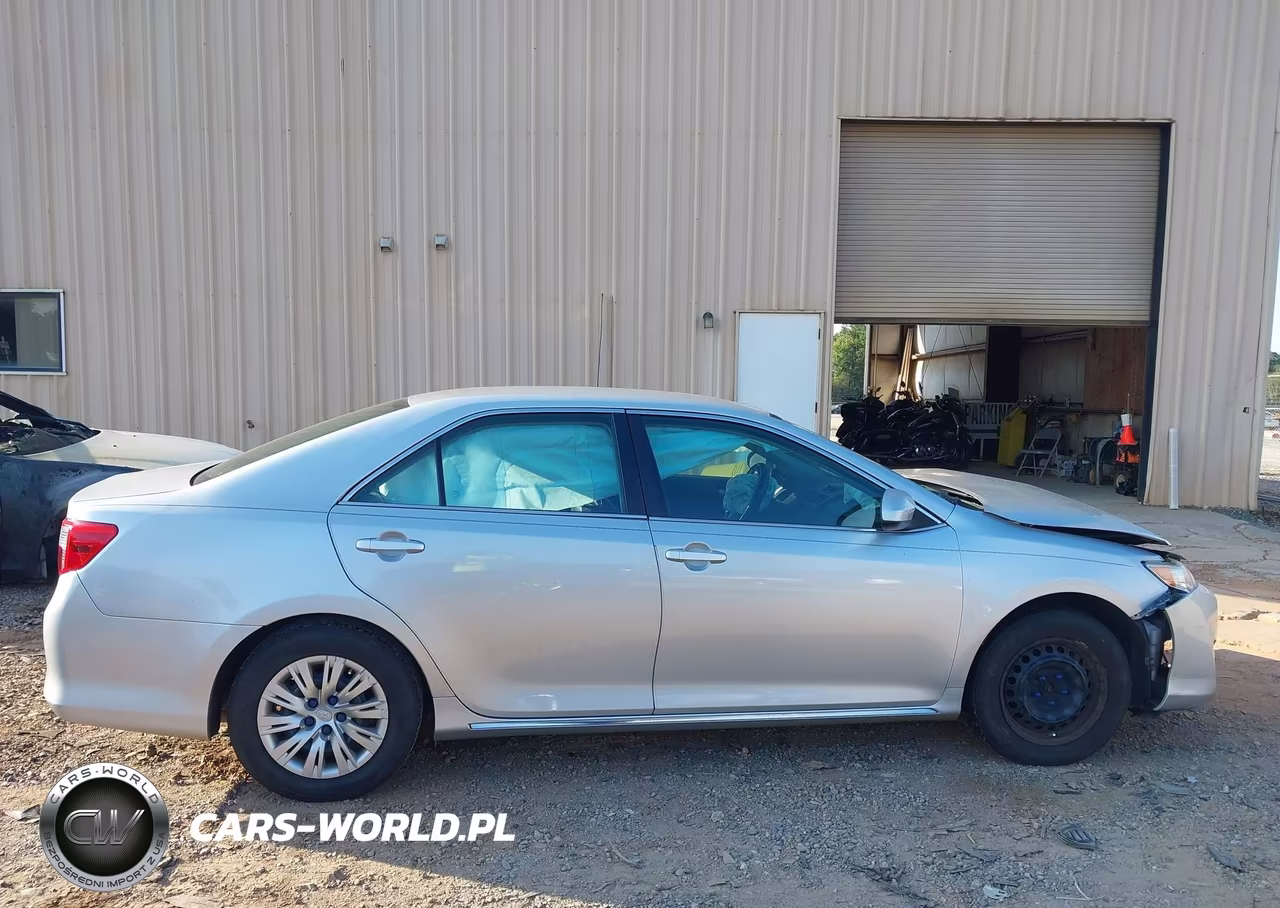 2014 Toyota Camry Le VIN:4T1BF1FKXEU449784 - 13