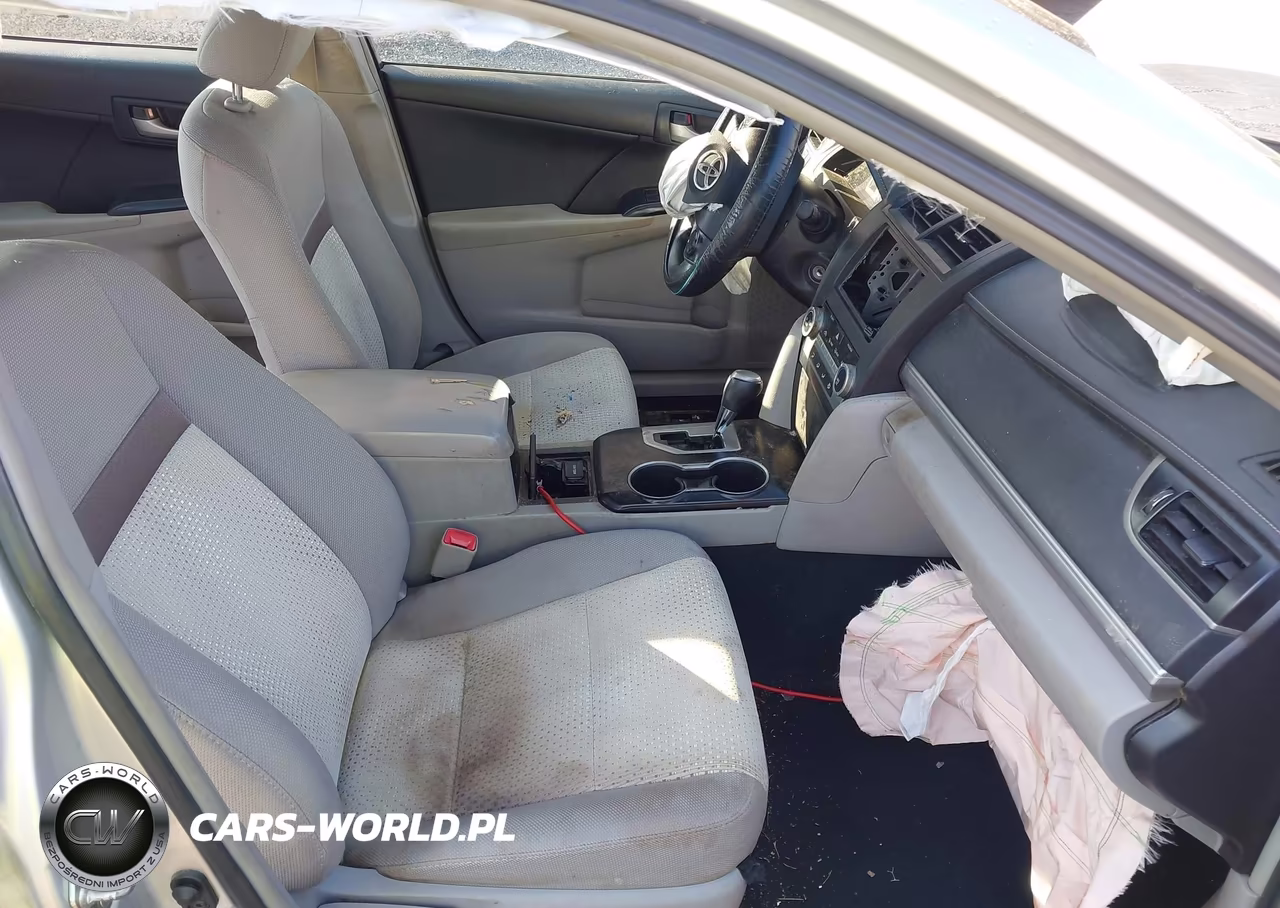 2014 Toyota Camry Le VIN:4T1BF1FKXEU449784 - 5