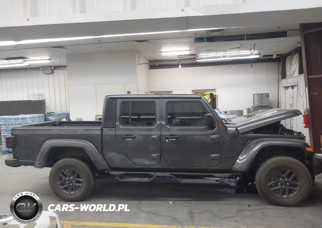 2025 Jeep Gladiator Sport S VIN:1C6RJTAG7SL528631 - 13