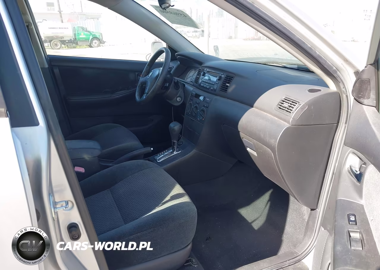 2007 Toyota Corolla S VIN:1NXBR32E47Z867862 - 5