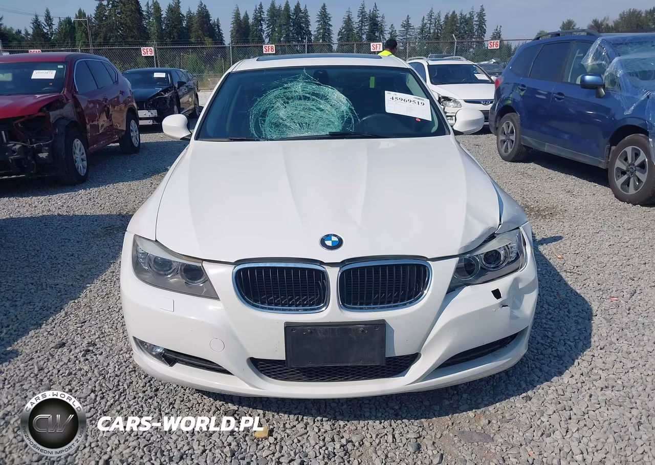 2011 BMW 328I xDrive VIN:WBAPK7G58BNN49192 - 12