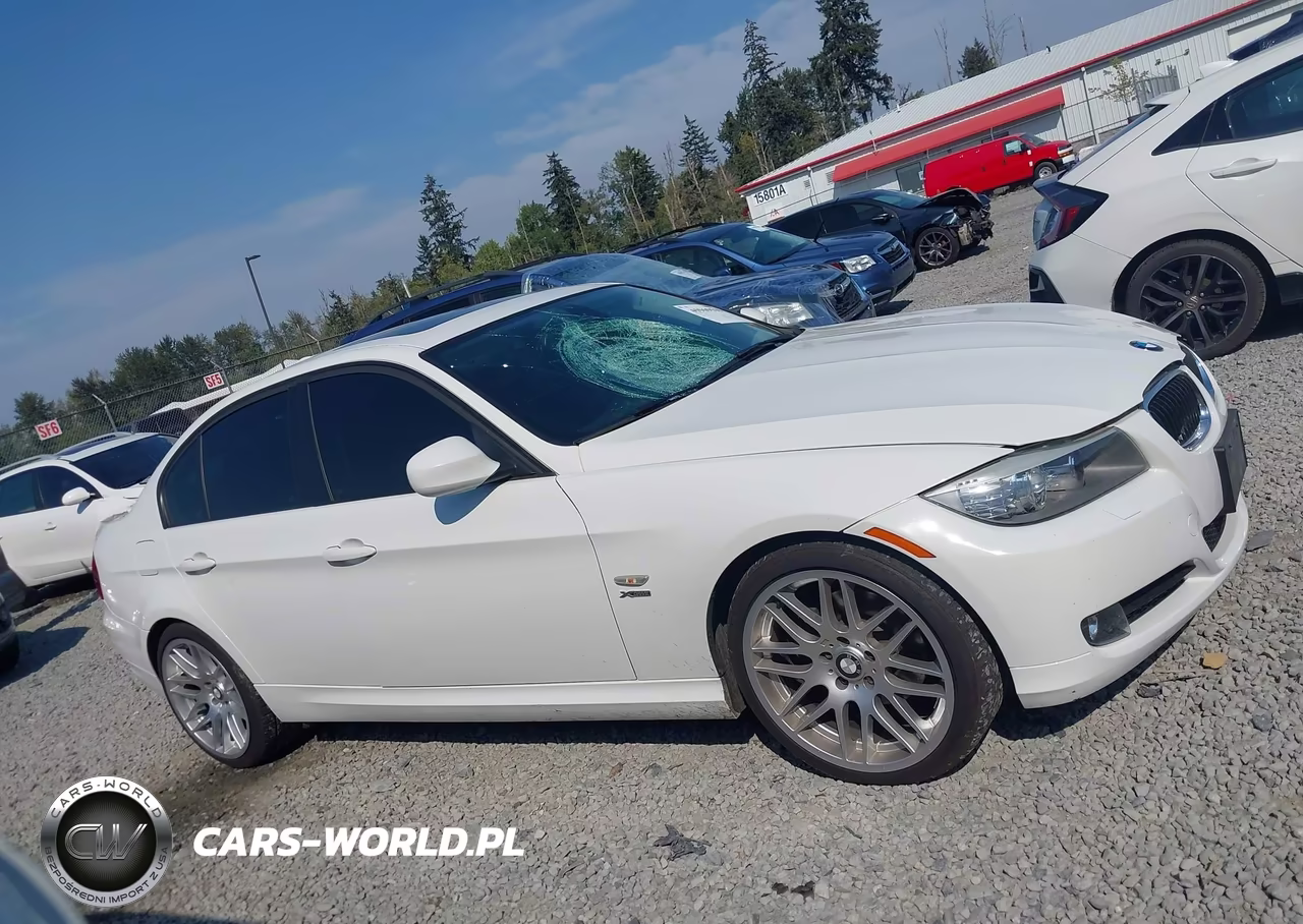 2011 BMW 328I xDrive VIN:WBAPK7G58BNN49192 - 13