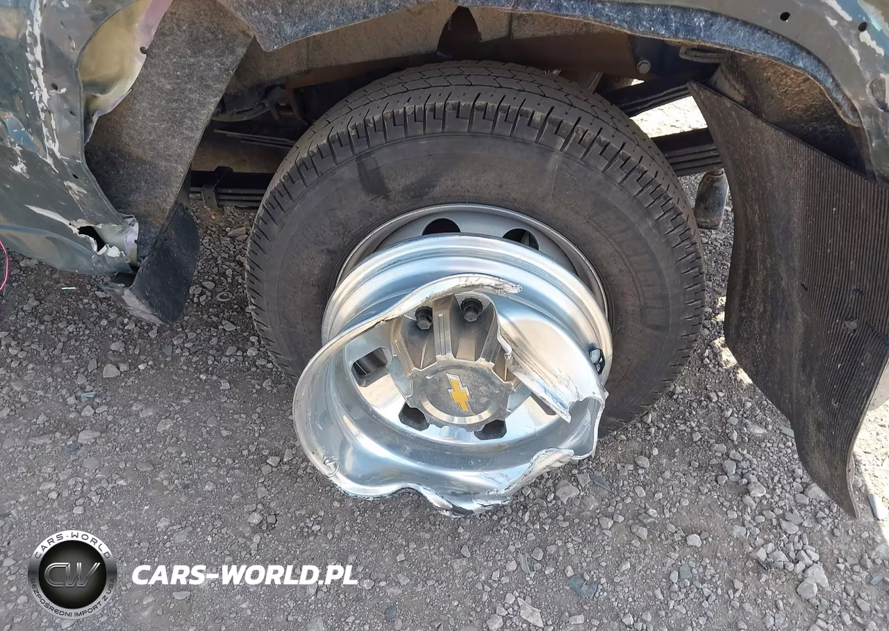 2026 Chevrolet Silverado 3500 Hd , Long Bed, Ltz Dual Rear Wheel, Rwd VIN:1GC4KUEY8TF101242 - 17