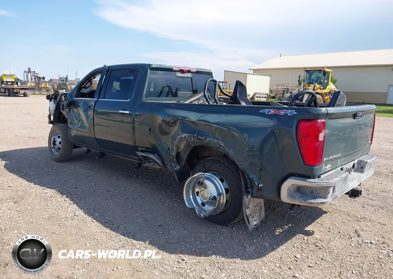 2026 Chevrolet Silverado 3500 Hd , Long Bed, Ltz Dual Rear Wheel, Rwd VIN:1GC4KUEY8TF101242 - 3