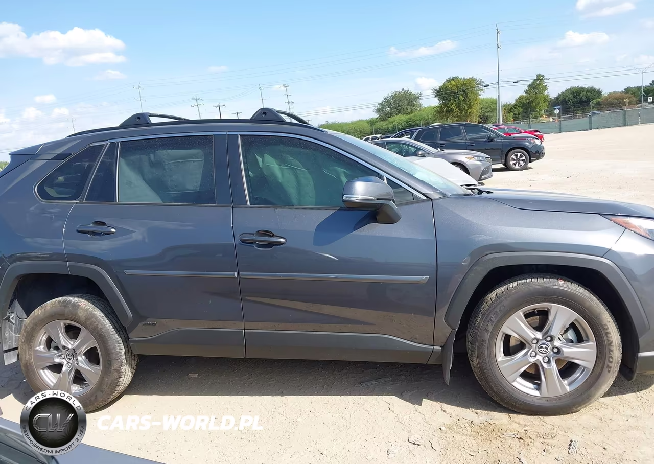 2025 Toyota Rav4 Hybrid Xle VIN:JTMRWRFVXSD309824 - 13