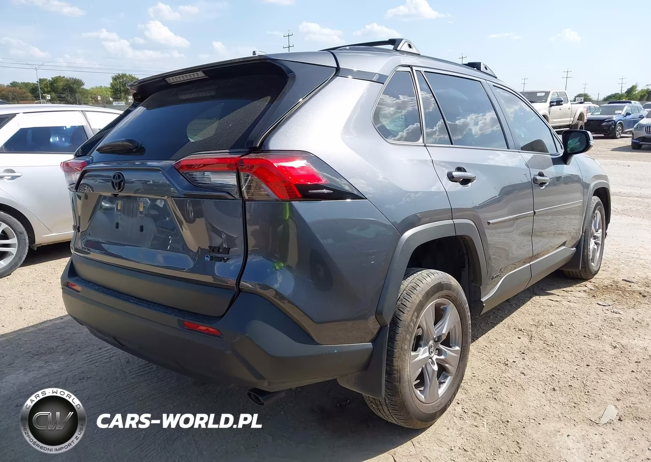 2025 Toyota Rav4 Hybrid Xle VIN:JTMRWRFVXSD309824 - 4