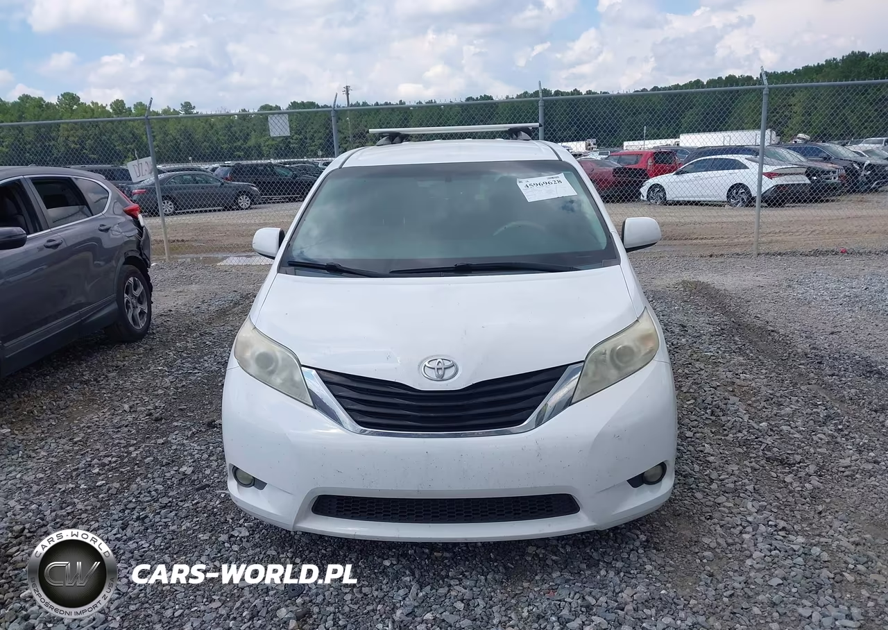 2014 Toyota Sienna Le V6 8 Passenger VIN:5TDKK3DC5ES468108 - 12