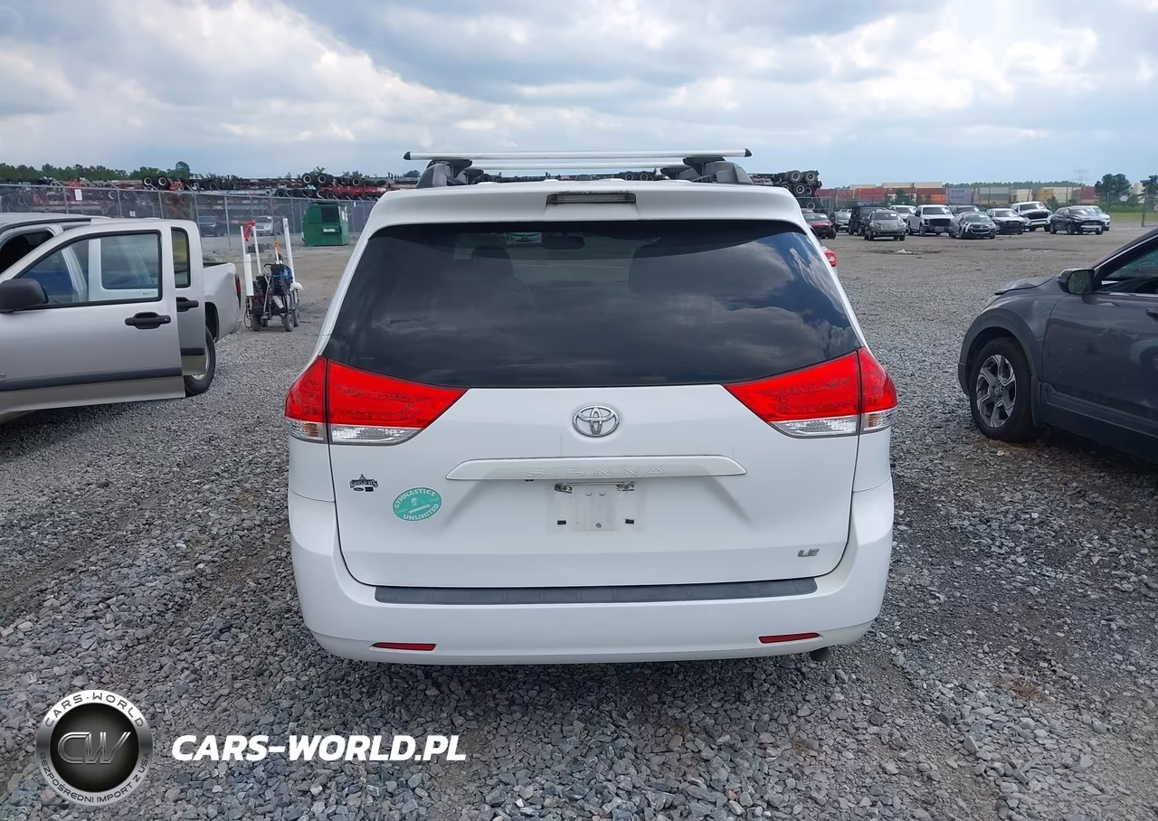 2014 Toyota Sienna Le V6 8 Passenger VIN:5TDKK3DC5ES468108 - 16