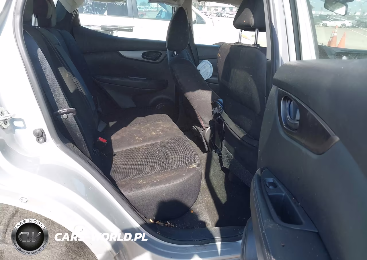 2019 Nissan Rogue Sport S VIN:JN1BJ1CP2KW526976 - 8