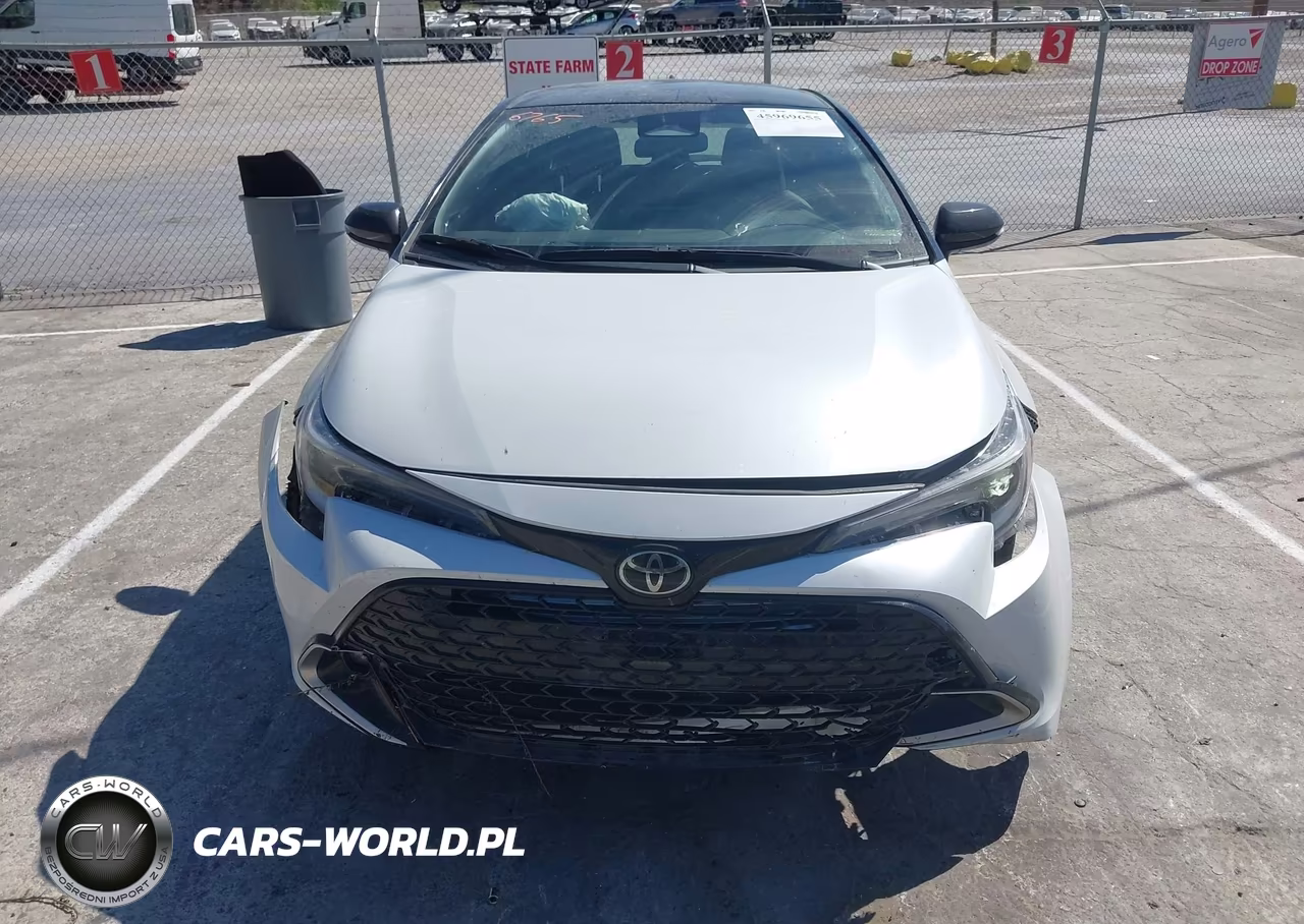 2024 Toyota Corolla Xse VIN:JTNC4MBE0R3215578 - 13