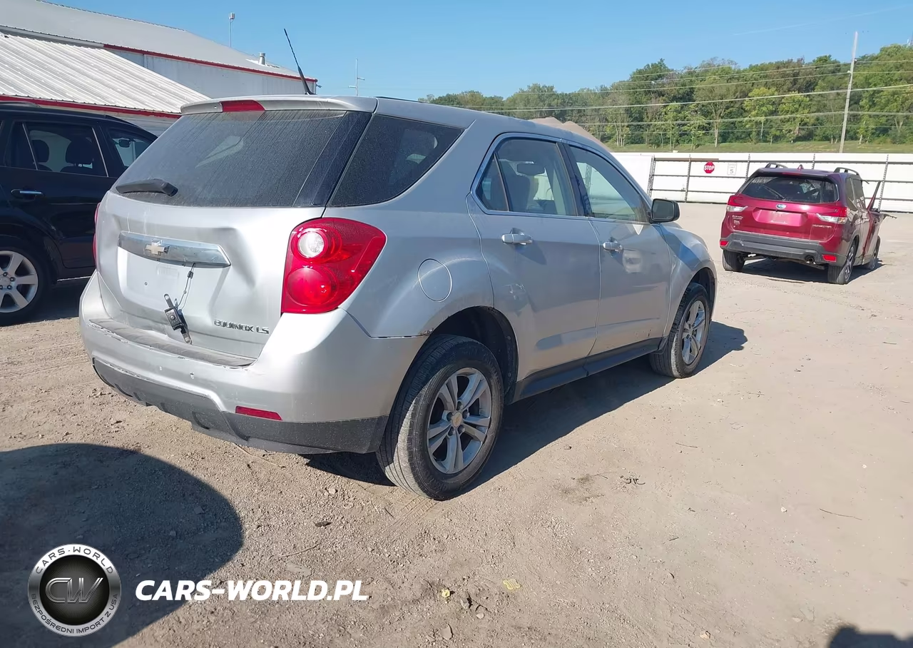 2010 Chevrolet Equinox Ls VIN:2CNALBEW0A6289843 - 4