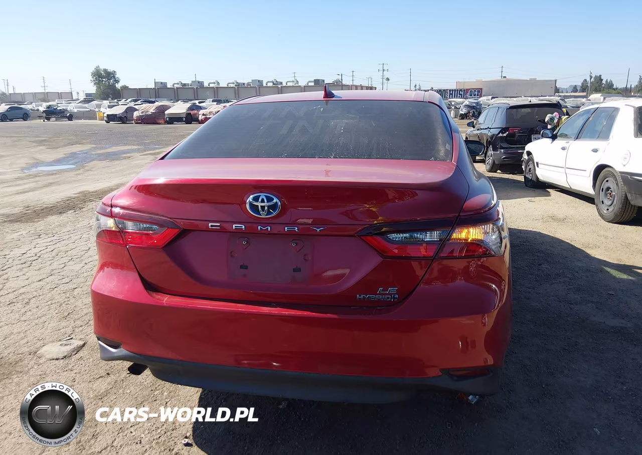 2024 Toyota Camry Hybrid Le VIN:4T1C31AK4RU069463 - 17