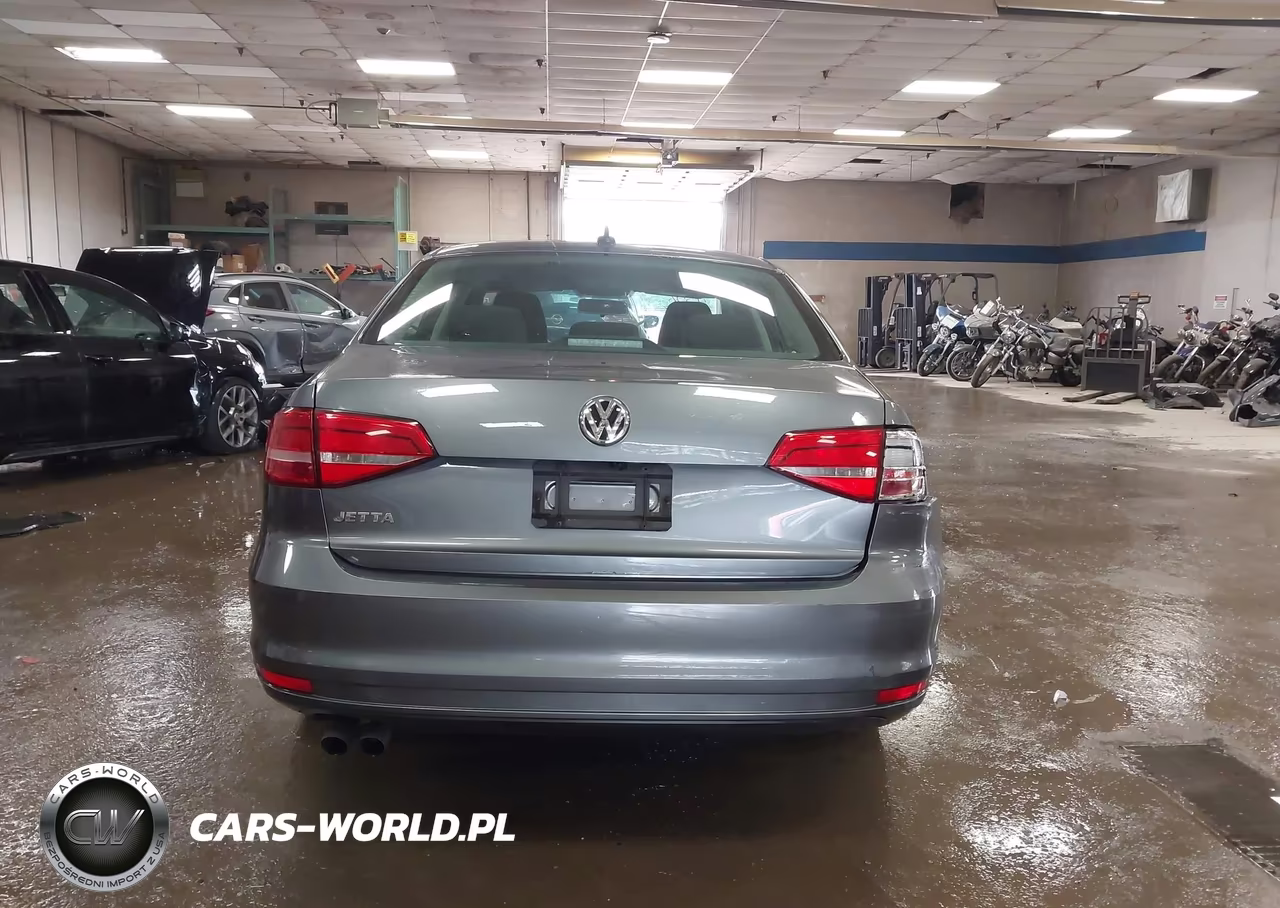 2015 Volkswagen Jetta 2.0L S VIN:3VW2K7AJ2FM214350 - 16