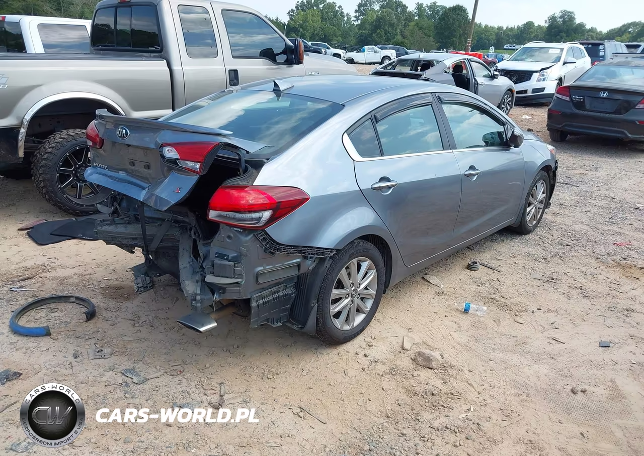 2017 Kia Forte S VIN:3KPFL4A76HE089838 - 4