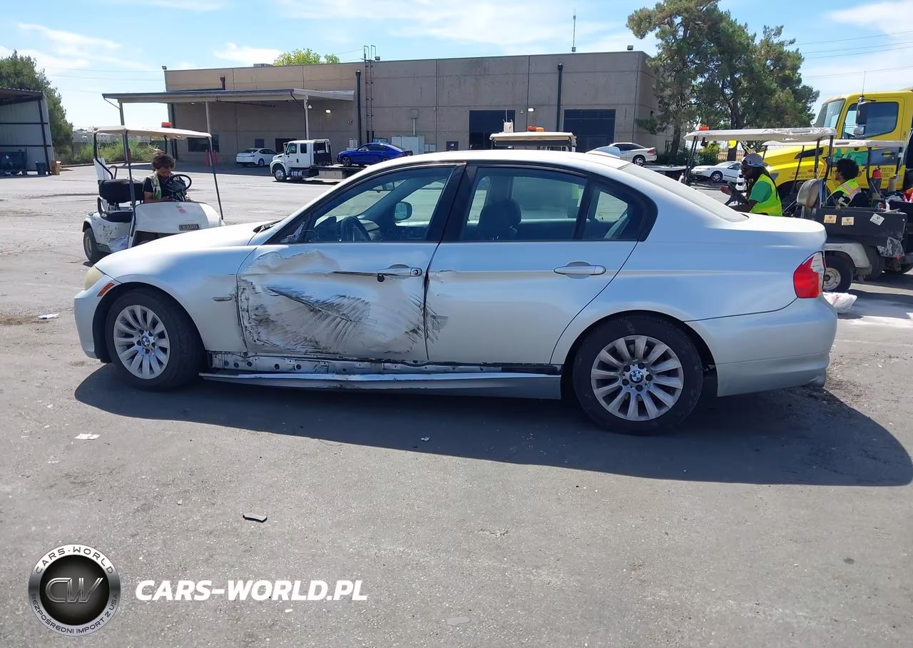 2009 BMW 328I VIN:WBAPH57539NL76775 - 14