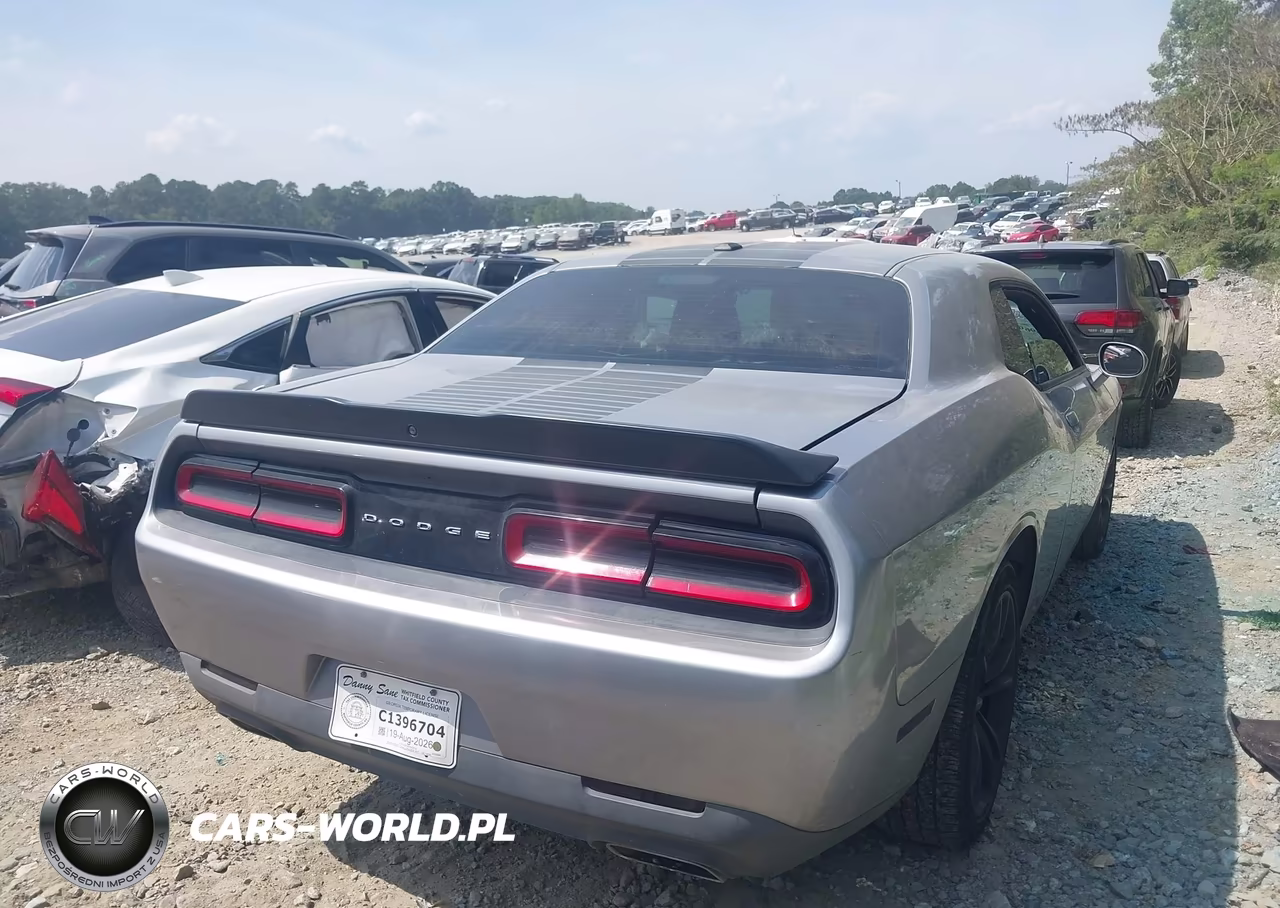 2017 Dodge Challenger R-T VIN:2C3CDZBT6HH573722 - 4