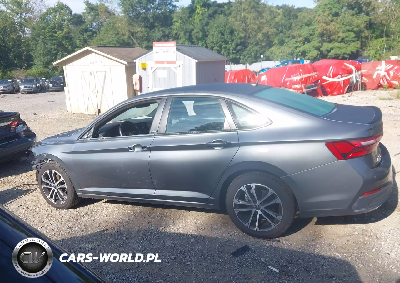 2024 Volkswagen Jetta 1.5T Sport VIN:3VWBM7BU0RM072796 - 15