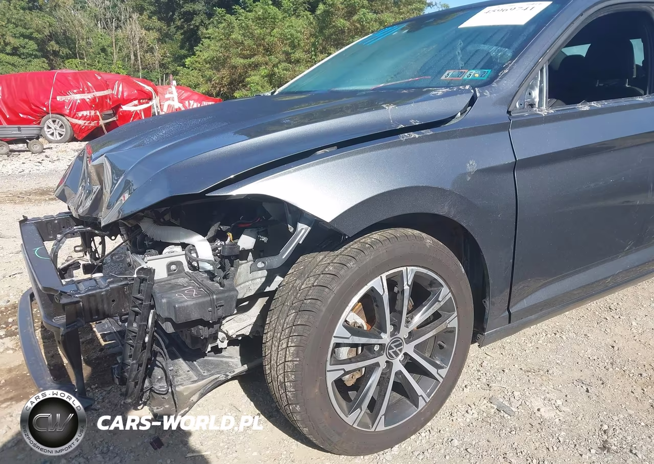 2024 Volkswagen Jetta 1.5T Sport VIN:3VWBM7BU0RM072796 - 6