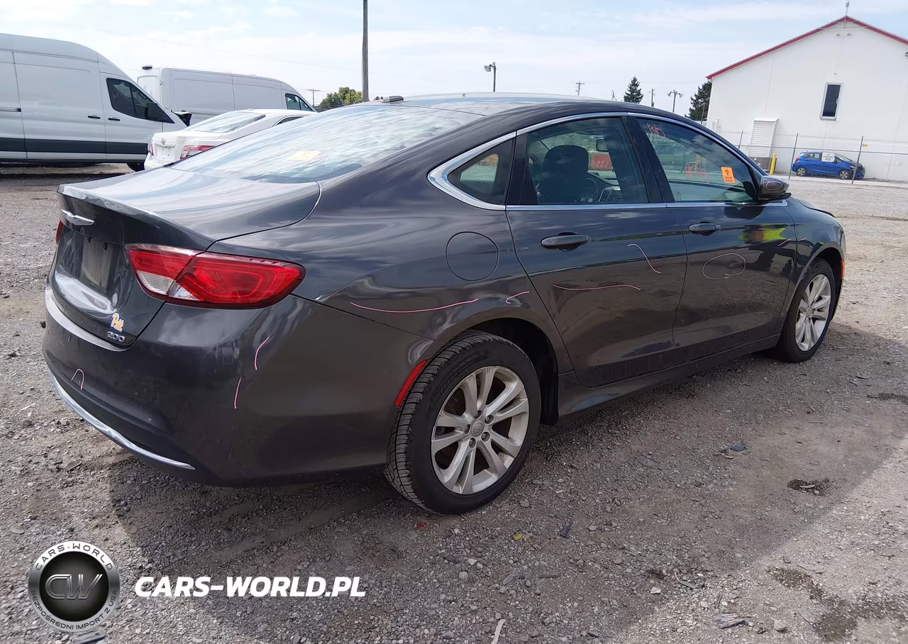 2015 Chrysler 200 Limited VIN:1C3CCCAB8FN666934 - 4