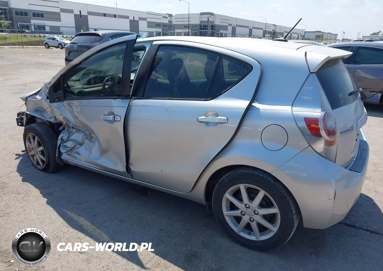 2012 Toyota Prius C Four VIN:JTDKDTB39C1510223 - 3