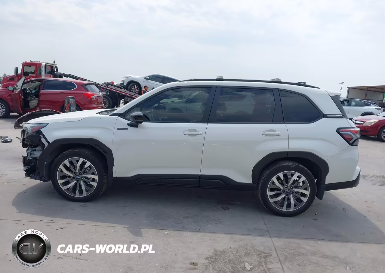 2025 Subaru Forester Touring Hybrid VIN:JF2SLSTD4SH423048 - 15