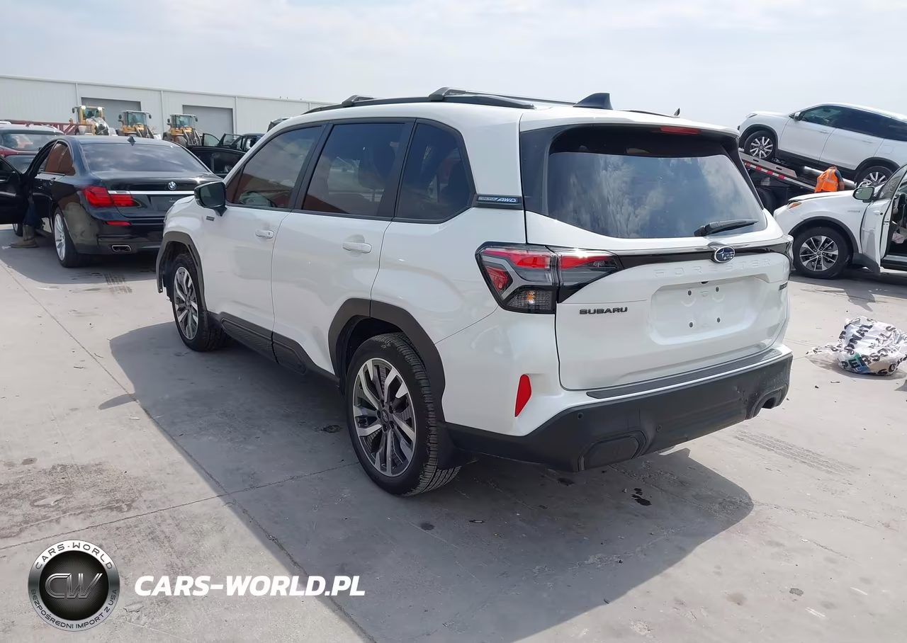 2025 Subaru Forester Touring Hybrid VIN:JF2SLSTD4SH423048 - 3