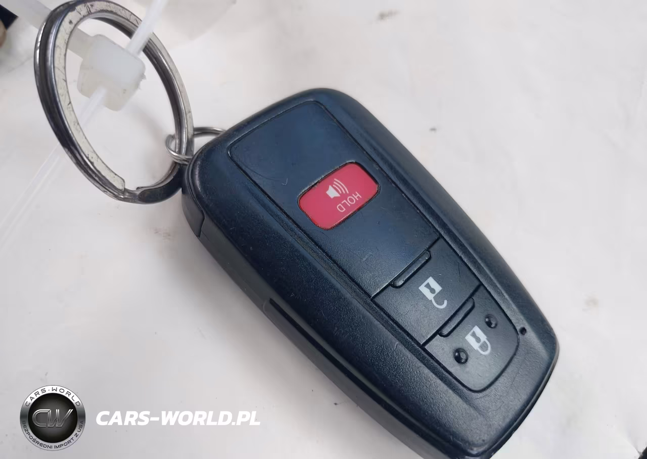 2016 Toyota Prius Two VIN:JTDKBRFUXG3002901 - 11
