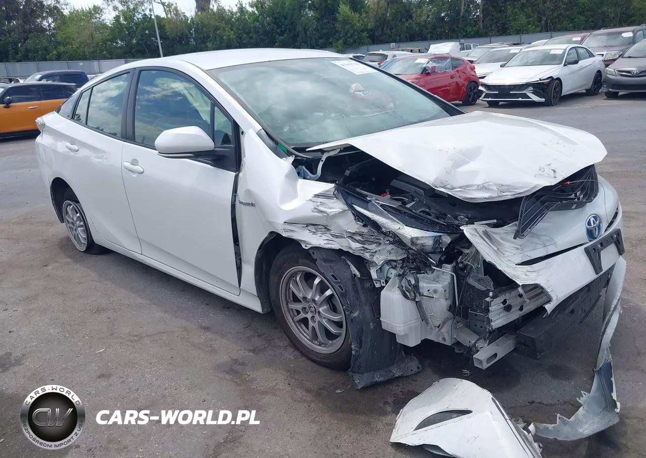 2016 Toyota Prius Two VIN:JTDKBRFUXG3002901 - 18
