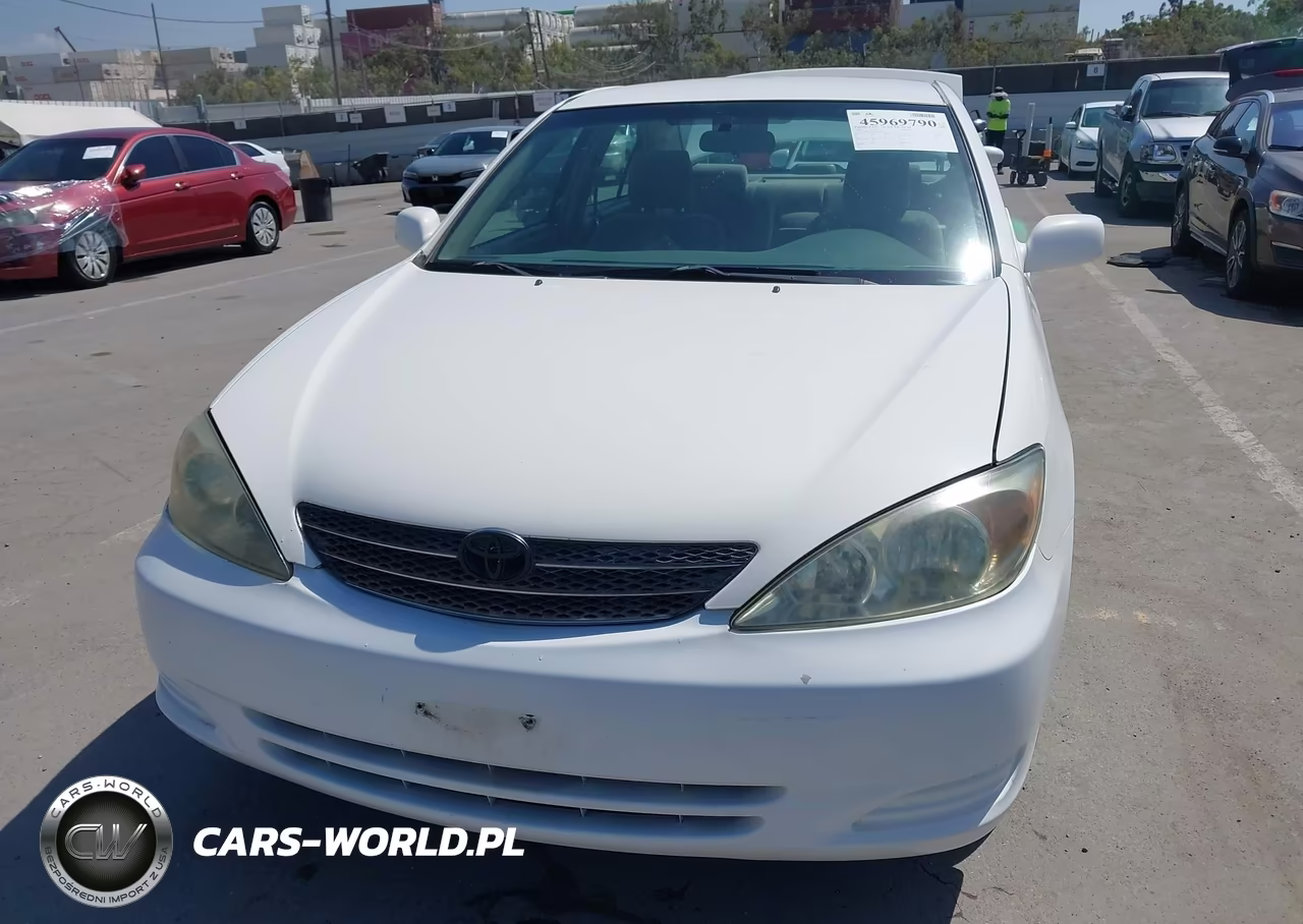 2002 Toyota Camry Le VIN:4T1BE32KX2U014604 - 6