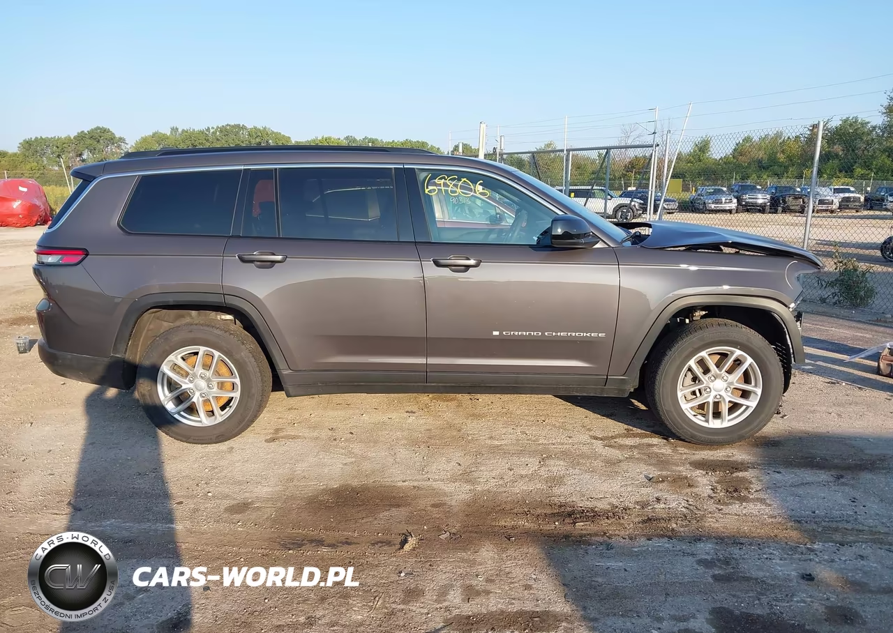 2024 Jeep Grand Cherokee L Laredo 4X4 VIN:1C4RJKAG2R8537124 - 14