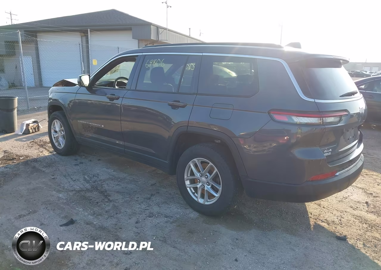 2024 Jeep Grand Cherokee L Laredo 4X4 VIN:1C4RJKAG2R8537124 - 3