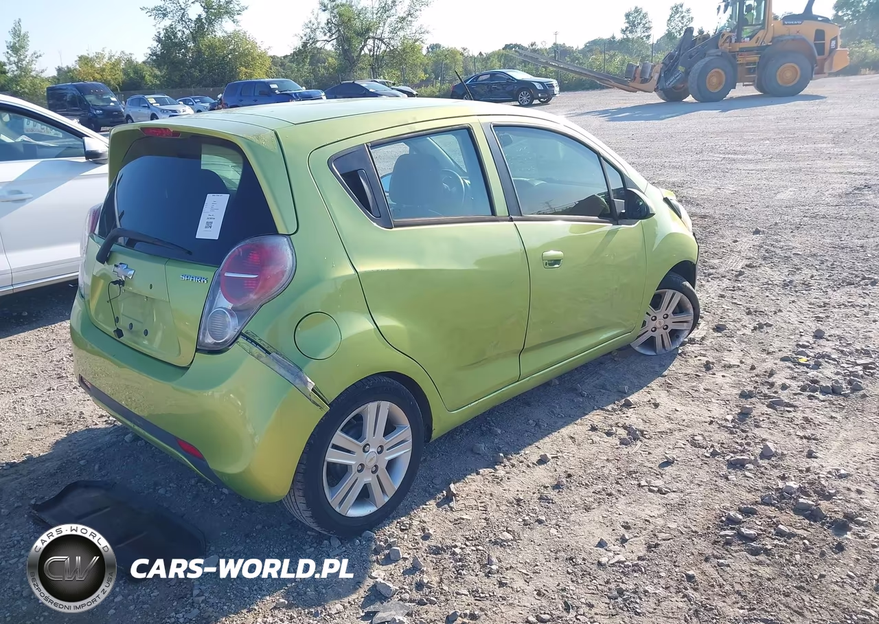 2013 Chevrolet Spark Ls Auto VIN:KL8CB6S95DC501176 - 4
