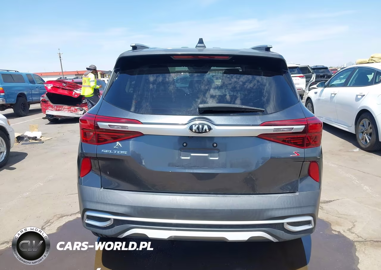 2021 Kia Seltos S VIN:KNDEU2AA1M7125180 - 16