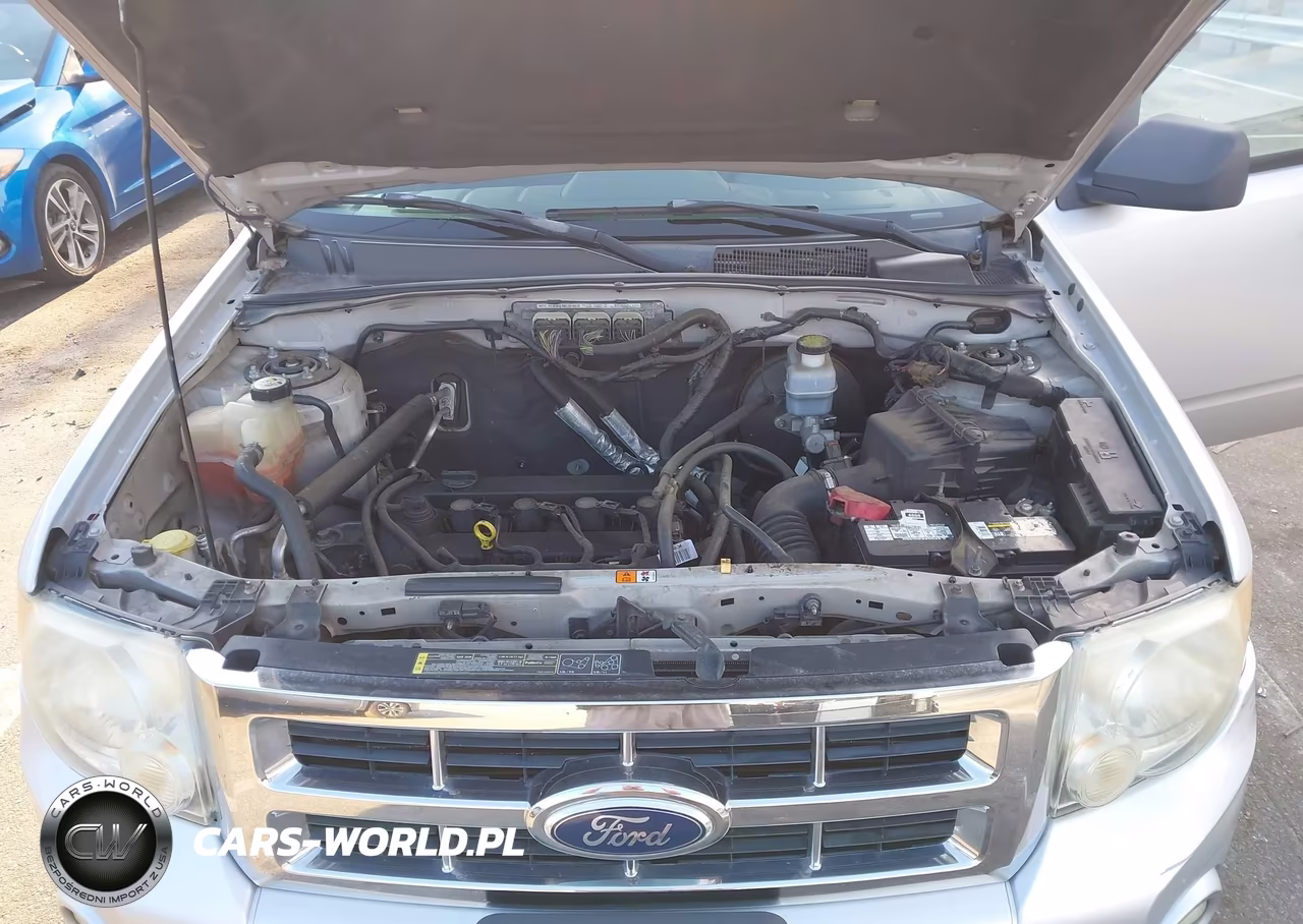 2010 Ford Escape Xlt VIN:1FMCU0D78AKB31476 - 10