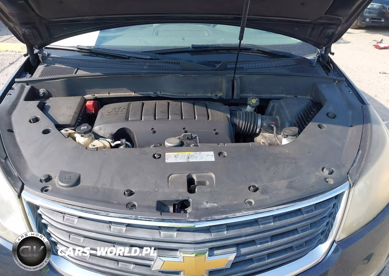 2015 Chevrolet Traverse Ls VIN:1GNKRFED8FJ372886 - 10