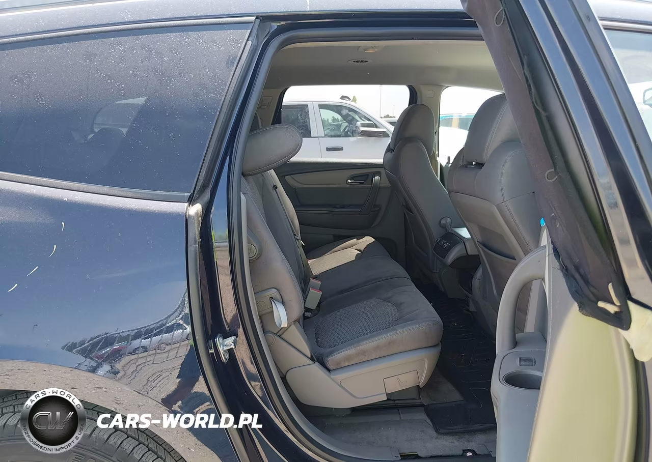 2015 Chevrolet Traverse Ls VIN:1GNKRFED8FJ372886 - 8