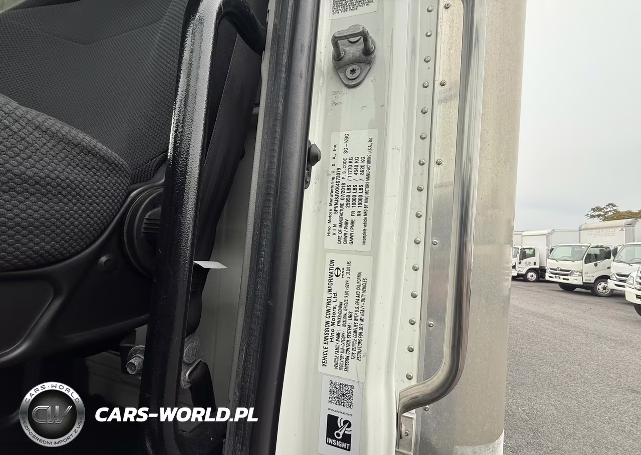 2019 Hino 268A Box Truck VIN:5PVNJ8JVXK4S73079 - 14